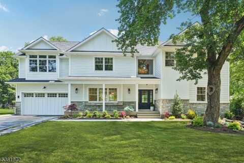 107 Rutland Rd, Glen Rock, NJ 07452