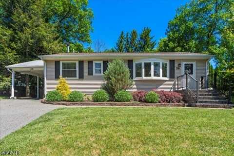 39 Mckinley Pl, West Milford, NJ 07480