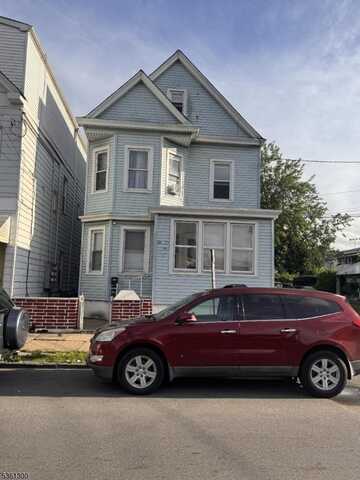 18 2Nd Ave, Paterson, NJ 07524