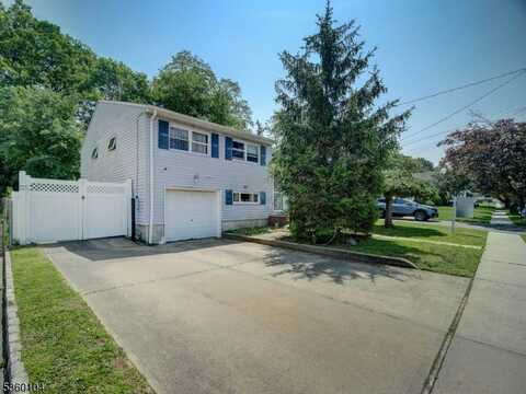 88 Albert Dr, Sayreville, NJ 08859