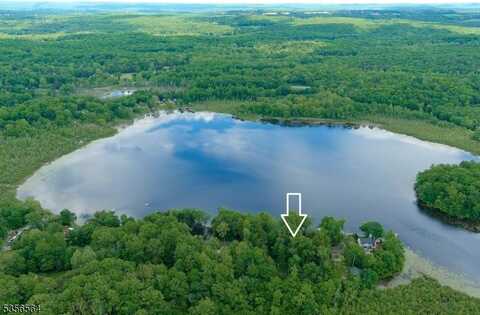 26 W Lakeside Ln, Hampton, NJ 07860