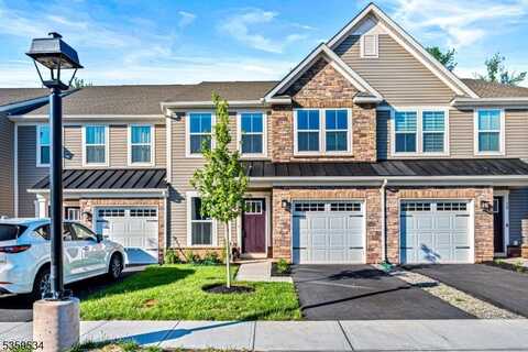 14 Owen Ct, Franklin, NJ 08873