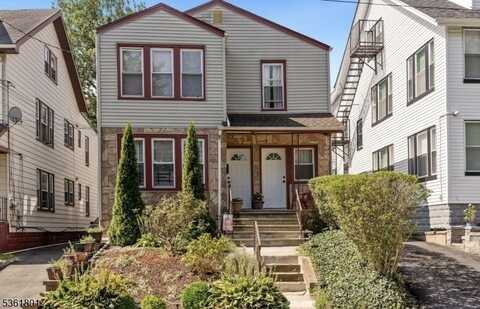 202 Oxford St, Orange, NJ 07050