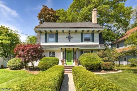 994 Kenyon Ave, Plainfield, NJ 07060