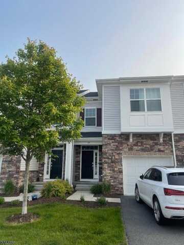 23 Colgate Dr, Morris, NJ 07960