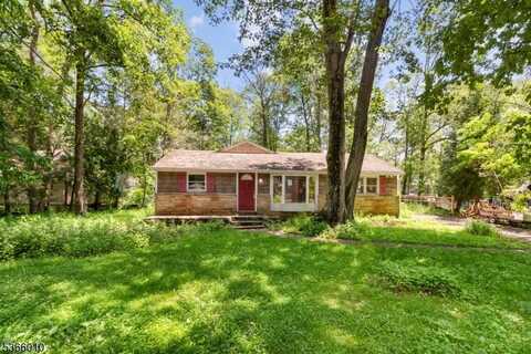 508 Tahama Rd, Vernon, NJ 07422