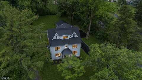 157 Meyersville Rd, Chatham, NJ 07928