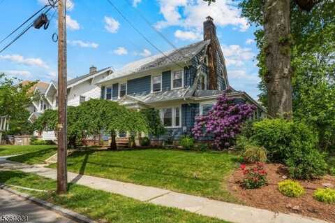 711 Lake St, Newark, NJ 07104
