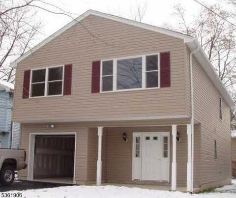28 Caldwell Rd, Whippany, NJ 07054