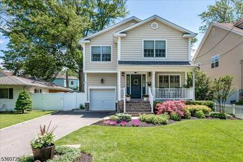 22 Kentnor St, Metuchen, NJ 08840