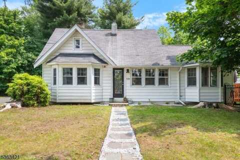 438 Lake Shore Dr, West Milford, NJ 07421