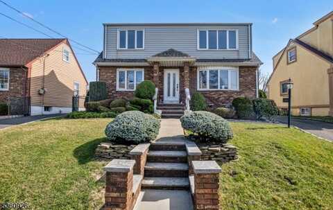 316 Kipp Ave, Elmwood Park, NJ 07407