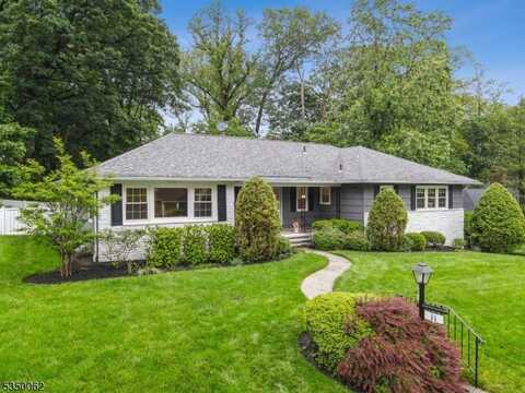 11 Hart Dr North, South Orange, NJ 07079