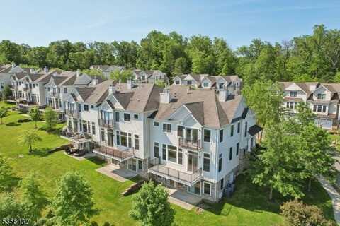 19 Summit Dr, North Caldwell, NJ 07006