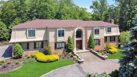 716 Galloping Hill Rd, Franklin Lakes, NJ 07417