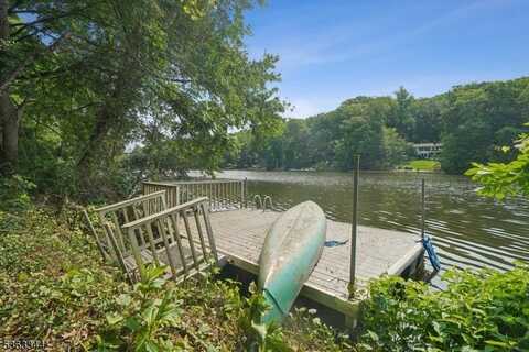 24 Lake Trl, Harding Lakes, NJ 07960