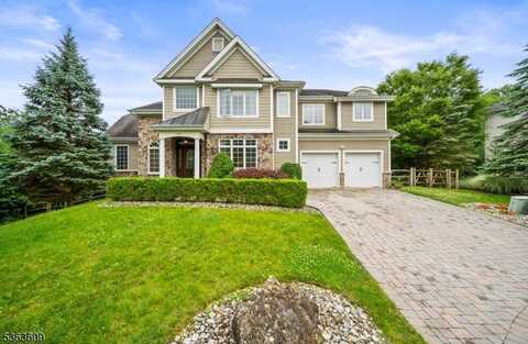 65 Overlook Rdg, Oakland, NJ 07436