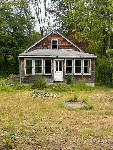 373 W Dewey Ave, Roxbury Township, NJ 07885