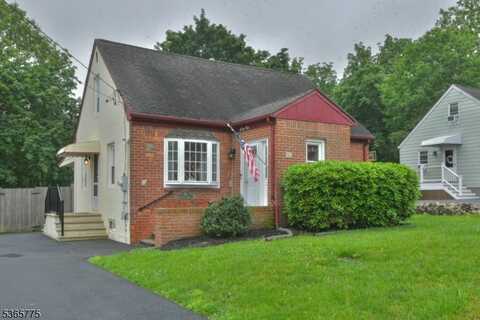 62 Overlook Ave, North Haledon, NJ 07508