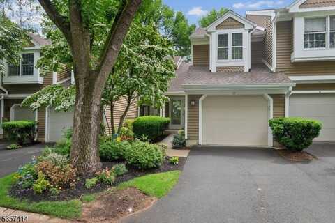 12 Stone Run Rd, Bedminster, NJ 07921