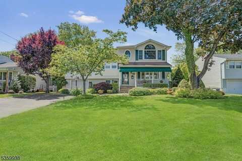 31 Woodvale Rd, Glen Rock, NJ 07452