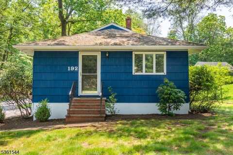 192 Woodland Ave, Ramsey, NJ 07446