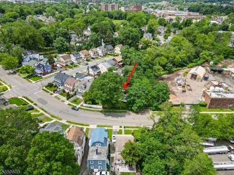 103 Midland Ave, East Orange, NJ 07017