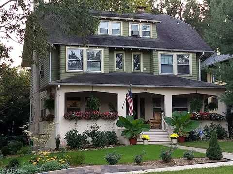 115 Chestnut St, Montclair, NJ 07042