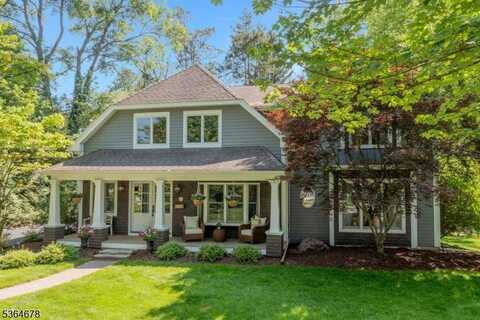 43 Heights Rd, Allendale, NJ 07401