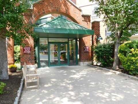 300 Main St, Little Falls, NJ 07424