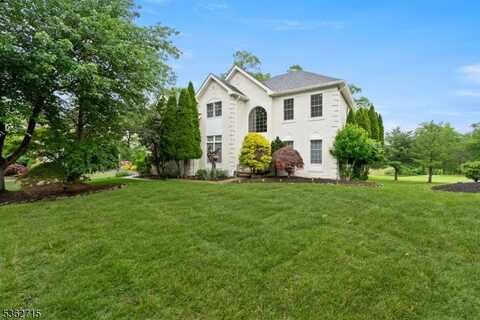 72 Vanderveer Dr, Bernardsville, NJ 07920