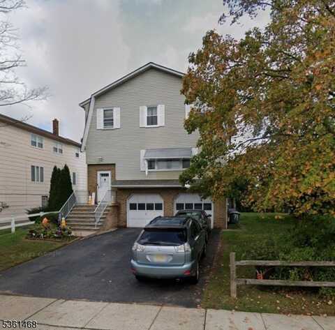 71 Miles St, Elmwood Park, NJ 07407