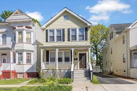 21 Wheeler St, Montclair, NJ 07042