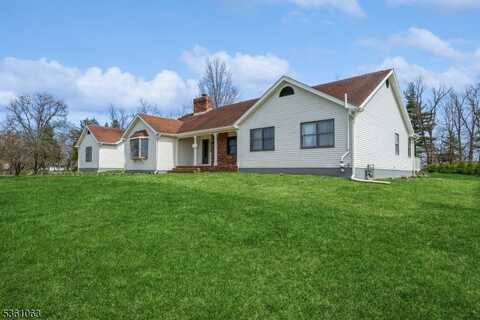 30 Claridge Ln, Raritan, NJ 08822
