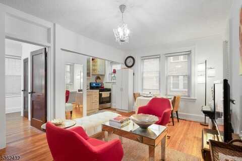 55 Park Ave, Bloomfield, NJ 07003