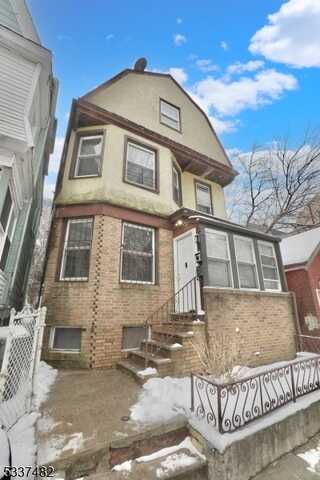 194 S 12Th St, Newark, NJ 07107