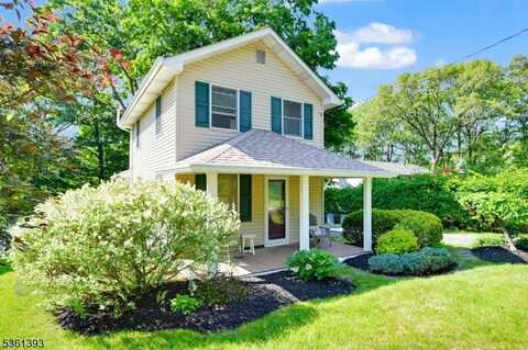 122 Kiel Ave, Kinnelon, NJ 07405