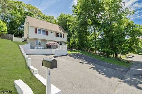 546 Atlas Rd, Roxbury Township, NJ 07850