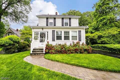 41 Debbie Pl, Berkeley Heights, NJ 07922