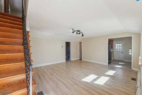 114 Pine Island Ter, Old Bridge, NJ 07735