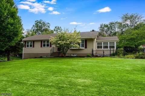 1 Woodcrest Rd, Hanover Twp., NJ 07981