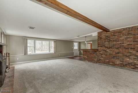 10 Ralph Pl, Berkeley Heights, NJ 07922