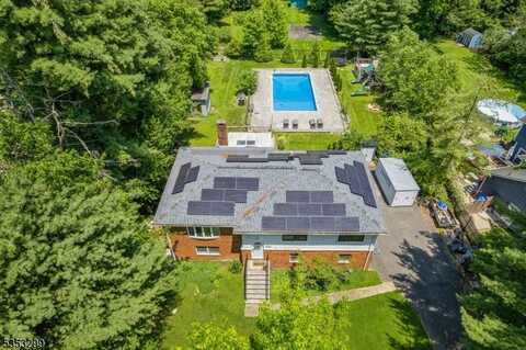 1231 Sunnyfield Ln, Scotch Plains, NJ 07076