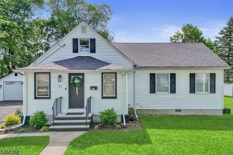 31 Andrews Pl, Pequannock, NJ 07444