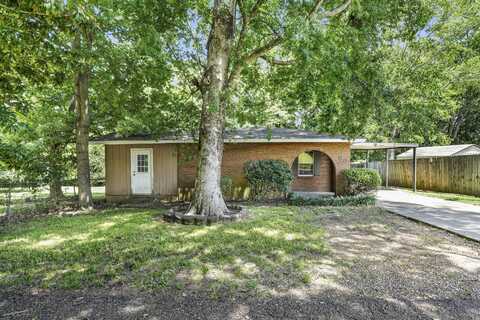 38 Gaila St, Caledonia, MS 39740