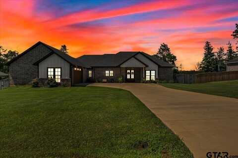 18329 Timber Oaks Dr, Lindale, TX 75771