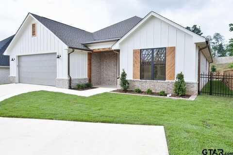 9244 Villas Court, Tyler, TX 75703