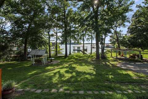 18392 Eastside Rd, Troup, TX 75789