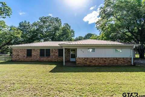 913 Gardner Dr, Palestine, TX 75803