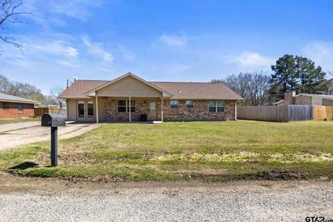 115 Brooks Dr, Bogata, TX 75417